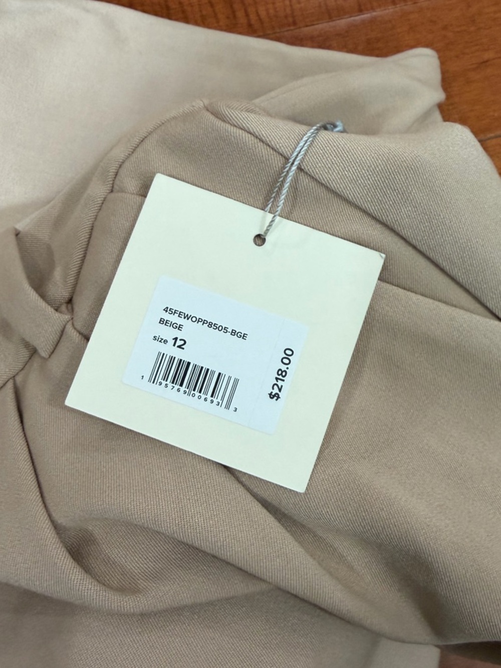 NWT Favorite Daughter Beige Pleated Wide Leg The Favorite Pants Sz. 12 - Picture 6 of 6